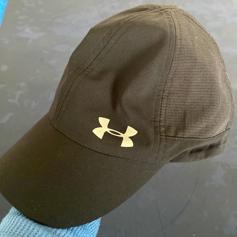Under Armour women hat